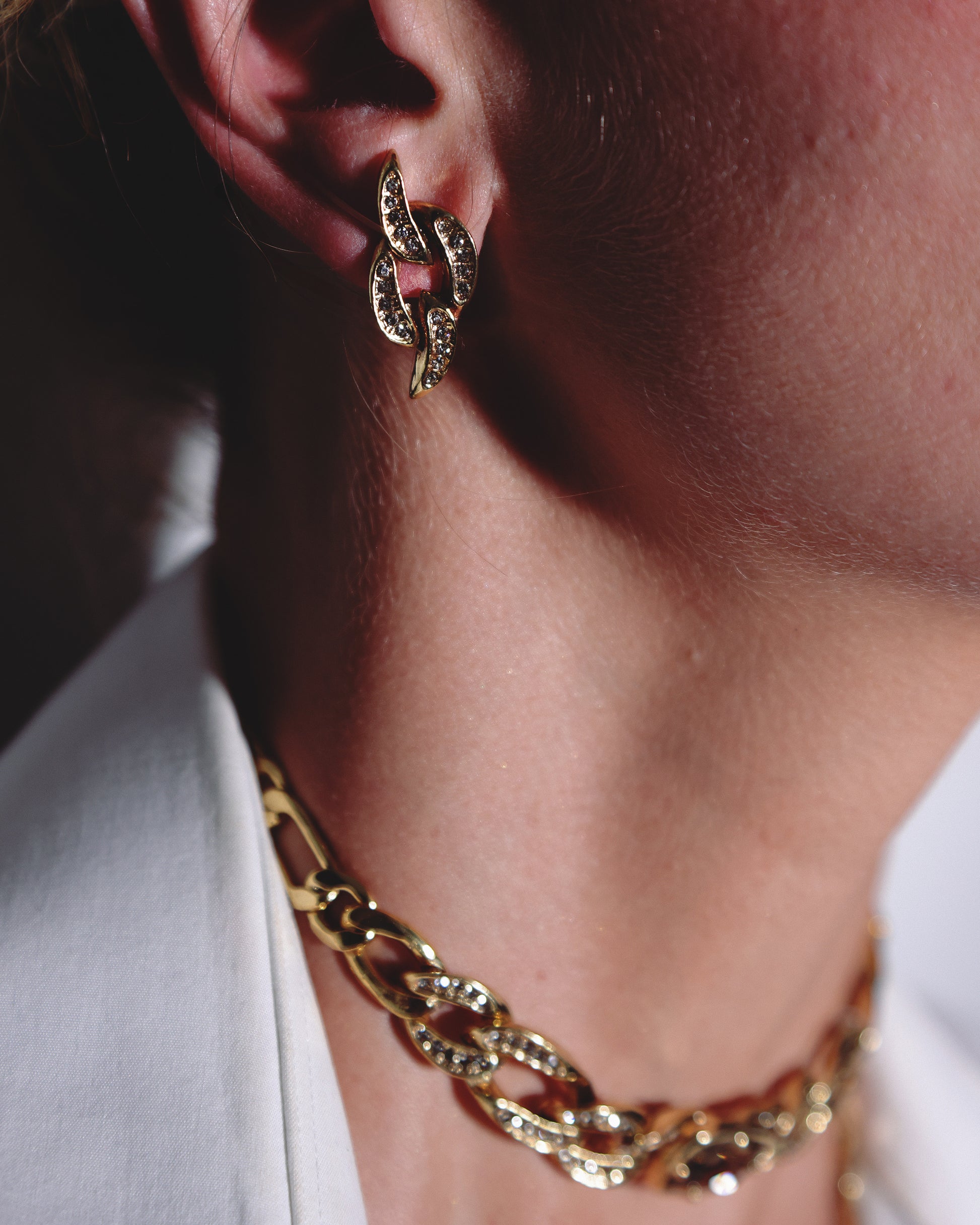 Brinco Rock Lovers Ouro Velho